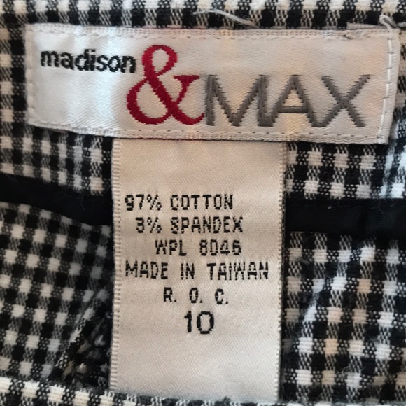 Madison & Max Cropped Pants - Picture 3 of 3